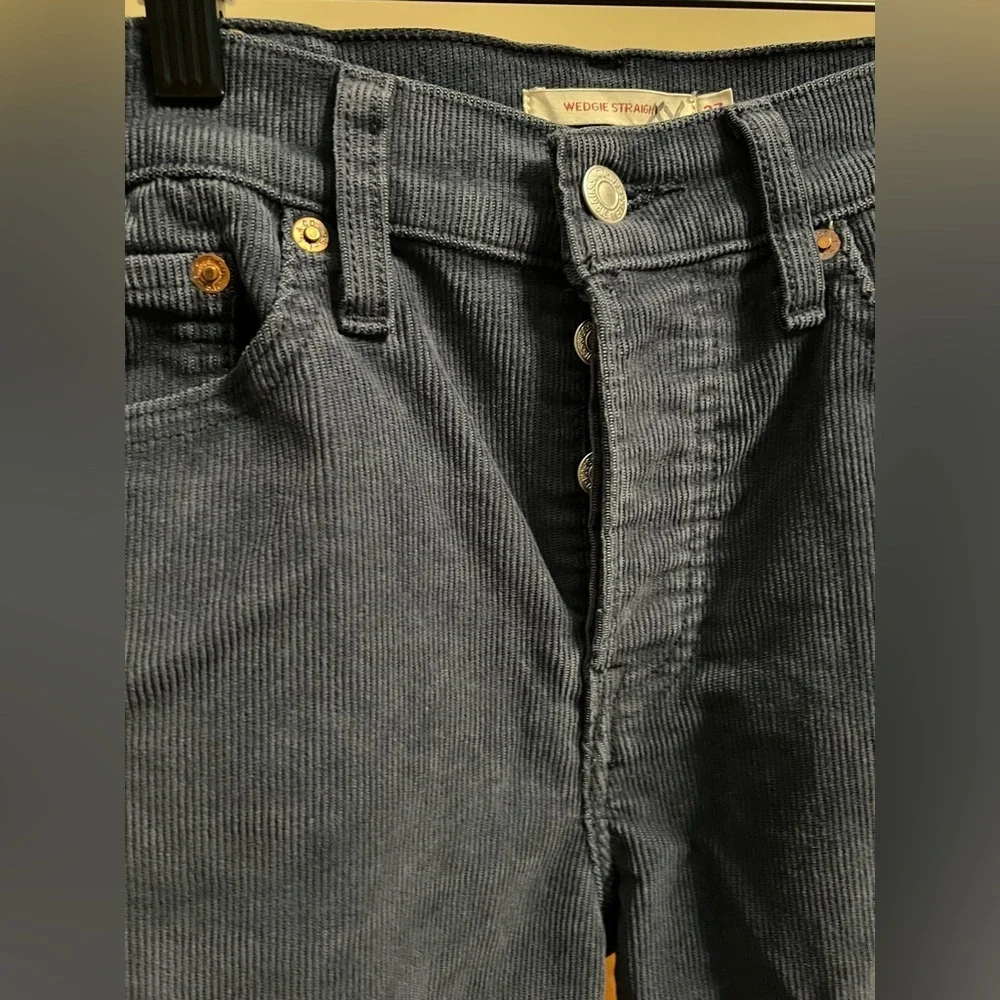 Levi’s Premium Wedgie Straight Corduroy Pants • Sz 27 • Muted Slate Blue